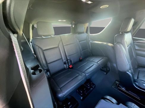 Used 2024 Chevrolet Tahoe LT AWD/4WD image 29