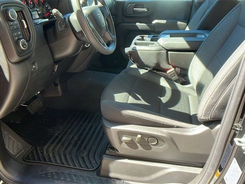 New 2025 Chevrolet Silverado 2500 Custom w/ Custom Value Package image 13