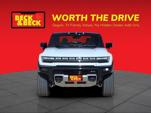 New 2026 GMC Hummer EV 4x4 Crew Cab image 2