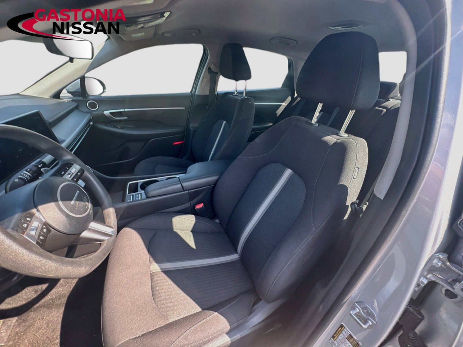 Used 2025 Hyundai Sonata SEL FWD image 27