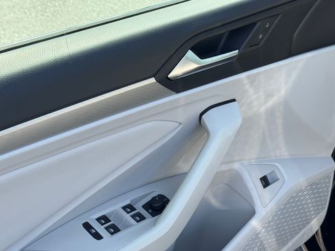 Used 2019 Volkswagen Jetta S w/ Driver Assistance Package FWD image 15