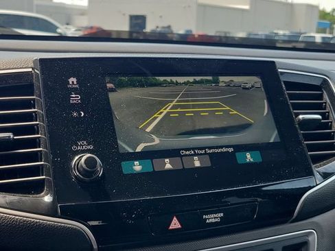 Used 2024 Honda Passport TrailSport image 23