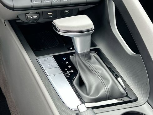 New 2026 Hyundai Elantra Sport FWD image 31