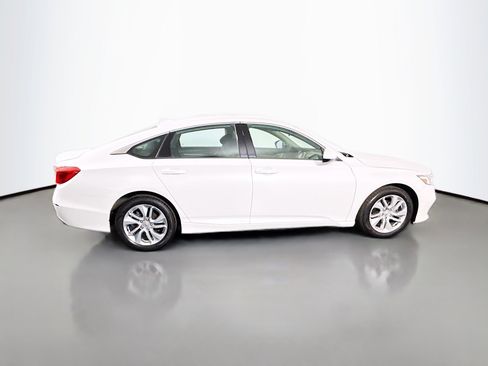 Used 2019 Honda Accord LX image 11