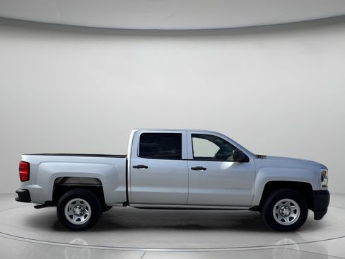 Used 2018 Chevrolet Silverado 1500 W/T image 2