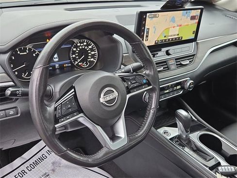Certified 2023 Nissan Altima 2.5 SL image 6