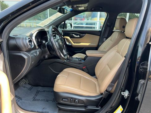 Used 2019 Chevrolet Blazer Premier w/ LPO, 'HIT The Road' Package AWD/4WD image 11