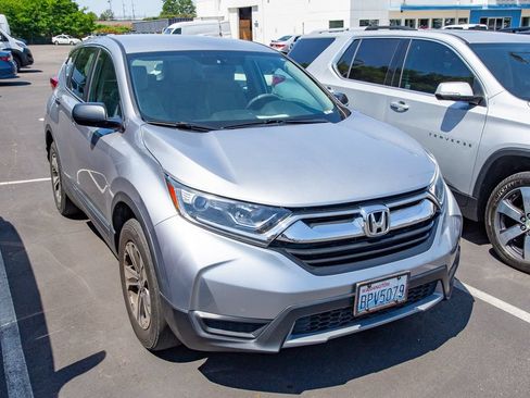 Used 2019 Honda CR-V LX image 3