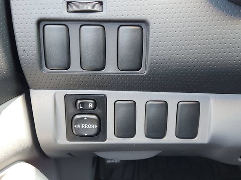 Used 2008 Toyota Tacoma PreRunner RWD image 26