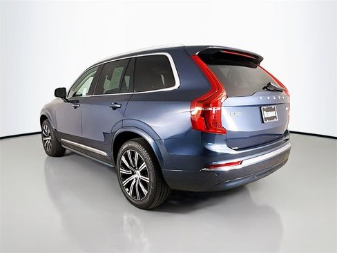 Certified 2025 Volvo XC90 B6 Core image 5