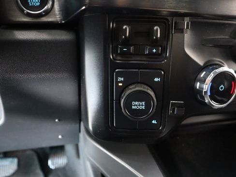 Used 2025 Ford F350 Lariat w/ Lariat Ultimate Package image 9