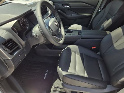 New 2026 Nissan Rogue Dark Armor FWD image 21