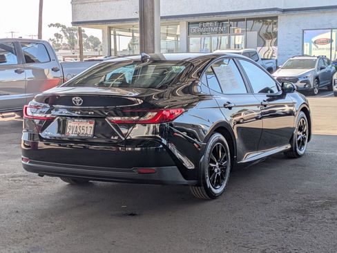 Certified 2025 Toyota Camry LE image 4
