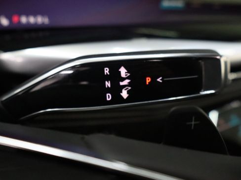 Used 2026 Cadillac Escalade Sport image 20