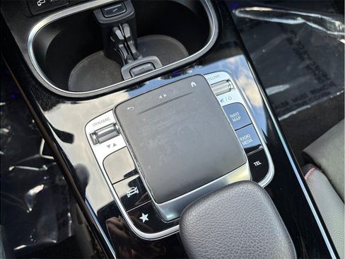 Used 2020 Mercedes-Benz CLA 250 image 32