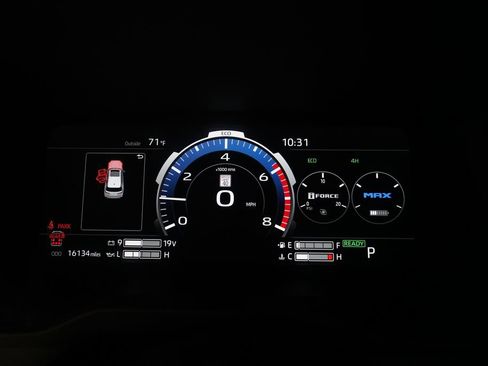 Used 2025 Toyota Sequoia Capstone AWD/4WD image 2