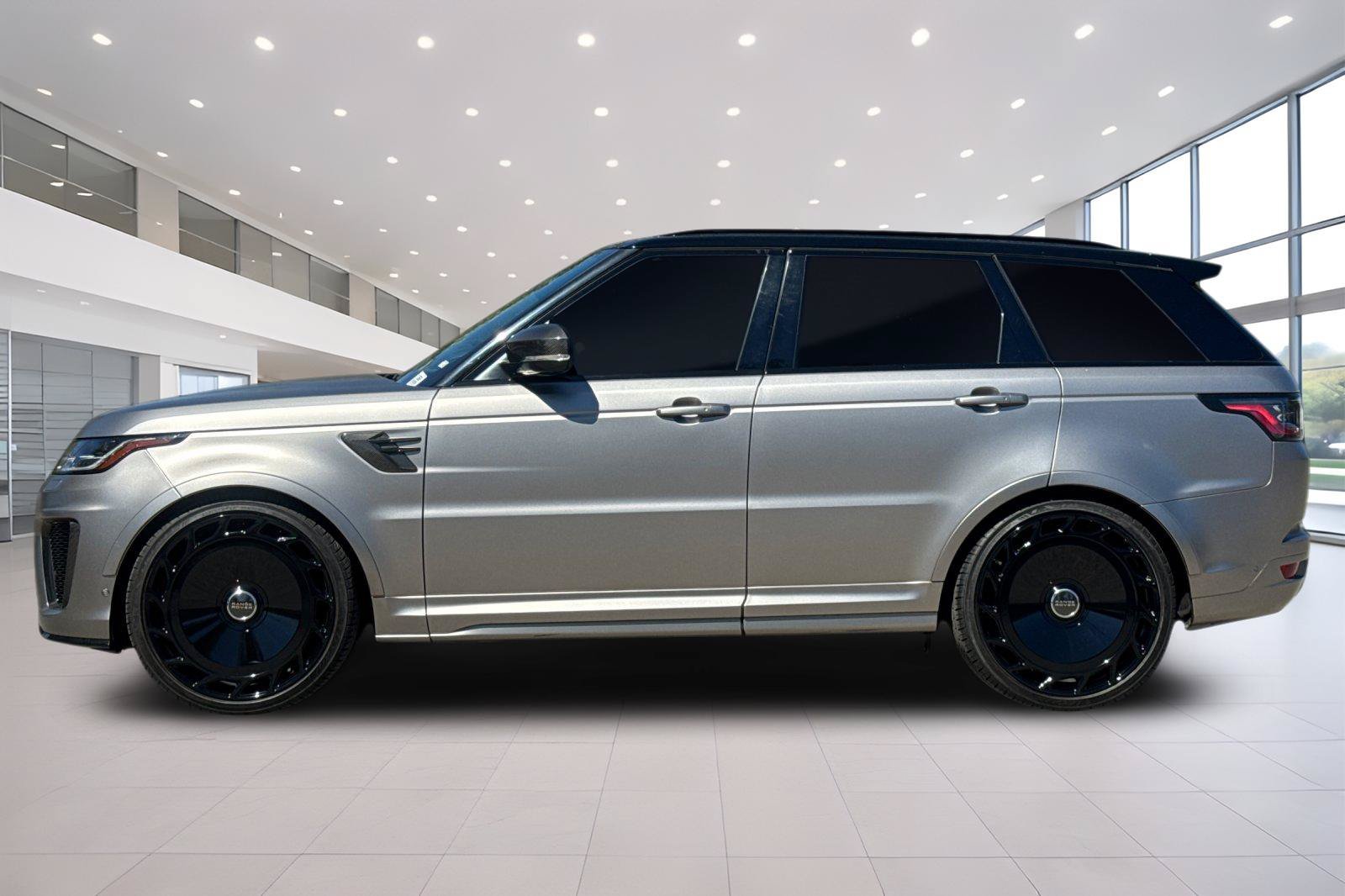 Used 2021 Land Rover Range Rover Sport SVR Carbon Edition AWD/4WD image 7