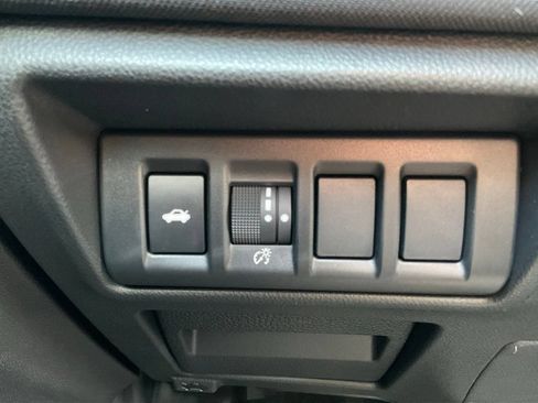 Used 2025 Subaru Legacy Premium AWD/4WD image 23
