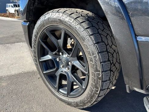 Certified 2020 RAM 1500 Laramie image 32