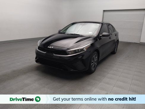 Used 2022 Kia Forte LXS w/ LXS Technology Package image 1