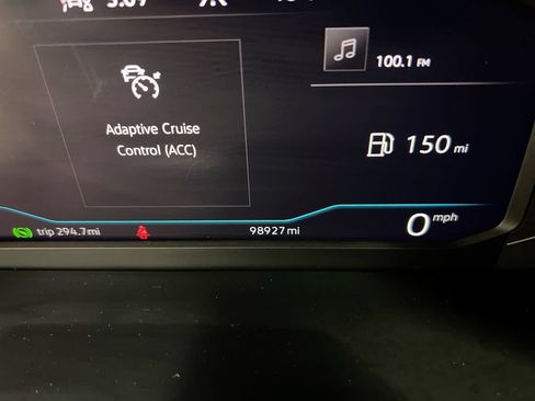 Used 2023 Volkswagen Jetta SEL FWD image 13