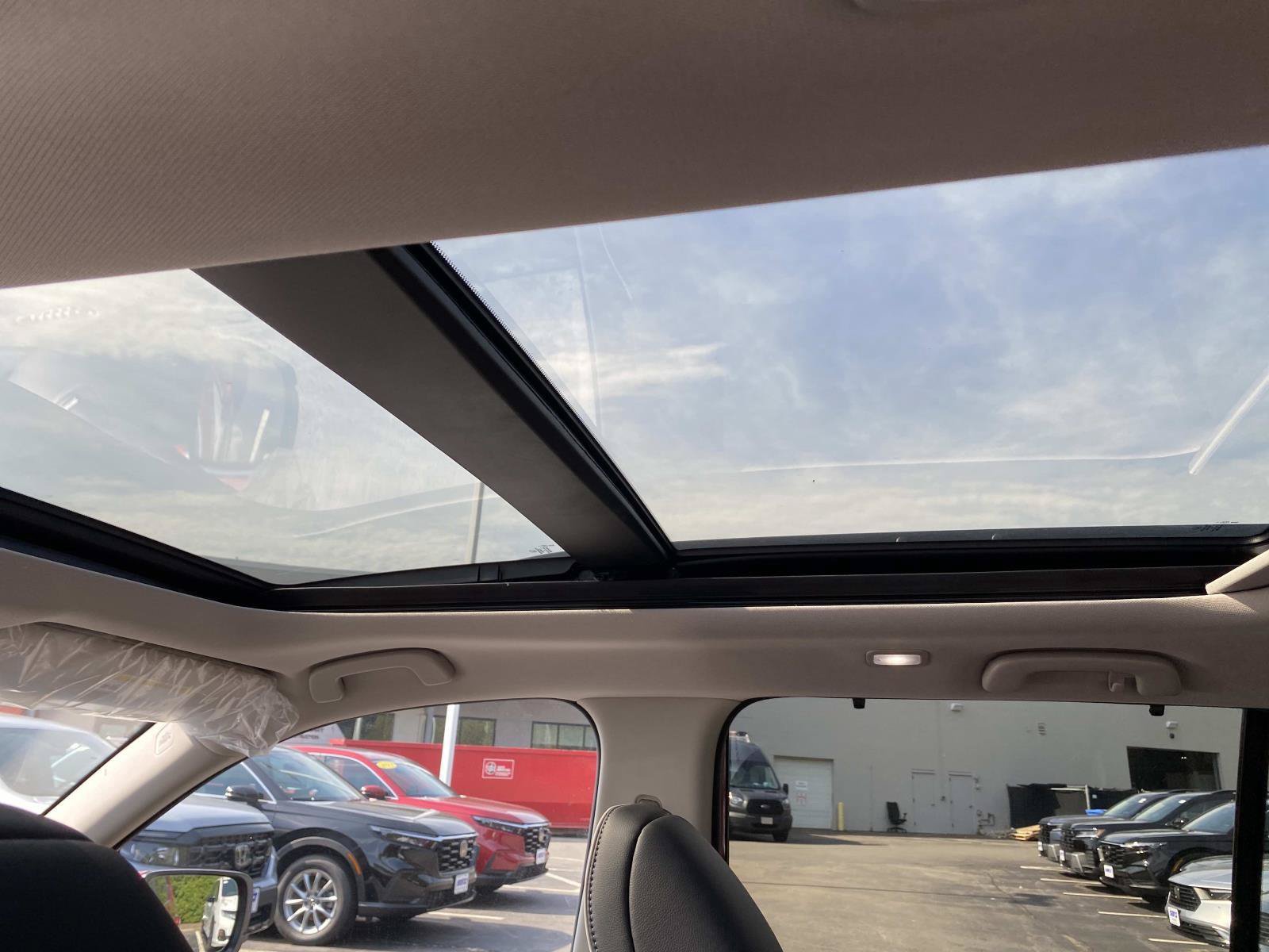 New 2026 Honda Pilot Elite image 9