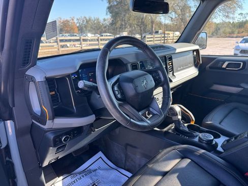 Certified 2023 Ford Bronco Badlands w/ Sasquatch Package image 28