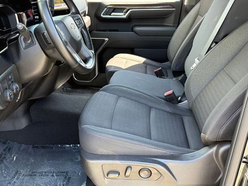 Used 2025 Chevrolet Silverado 1500 LT image 26