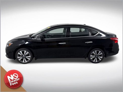 Used 2019 Nissan Sentra SV w/ Special Edition Package FWD image 7