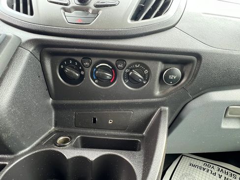 Used 2015 Ford Transit 250 130 Low Roof w/ Exterior Upgrade Package RWD image 22