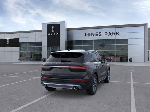 New 2026 Lincoln Corsair Premiere image 8