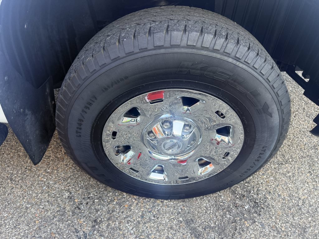 Used 2017 Nissan Titan S AWD/4WD image 19