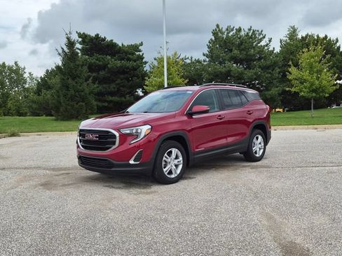 Used 2021 GMC Terrain SLE w/ Driver Convenience Package AWD/4WD image 1