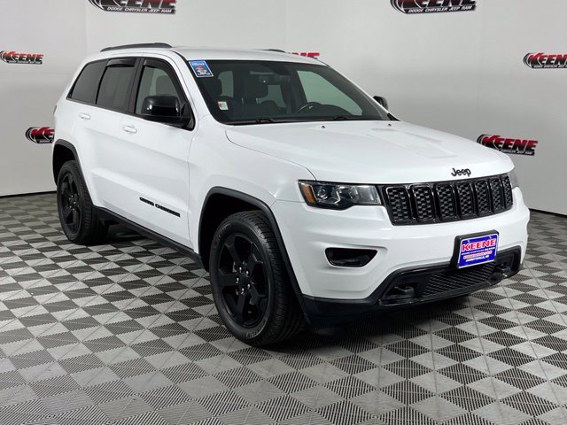 Used 2018 Jeep Grand Cherokee Laredo AWD/4WD image 2