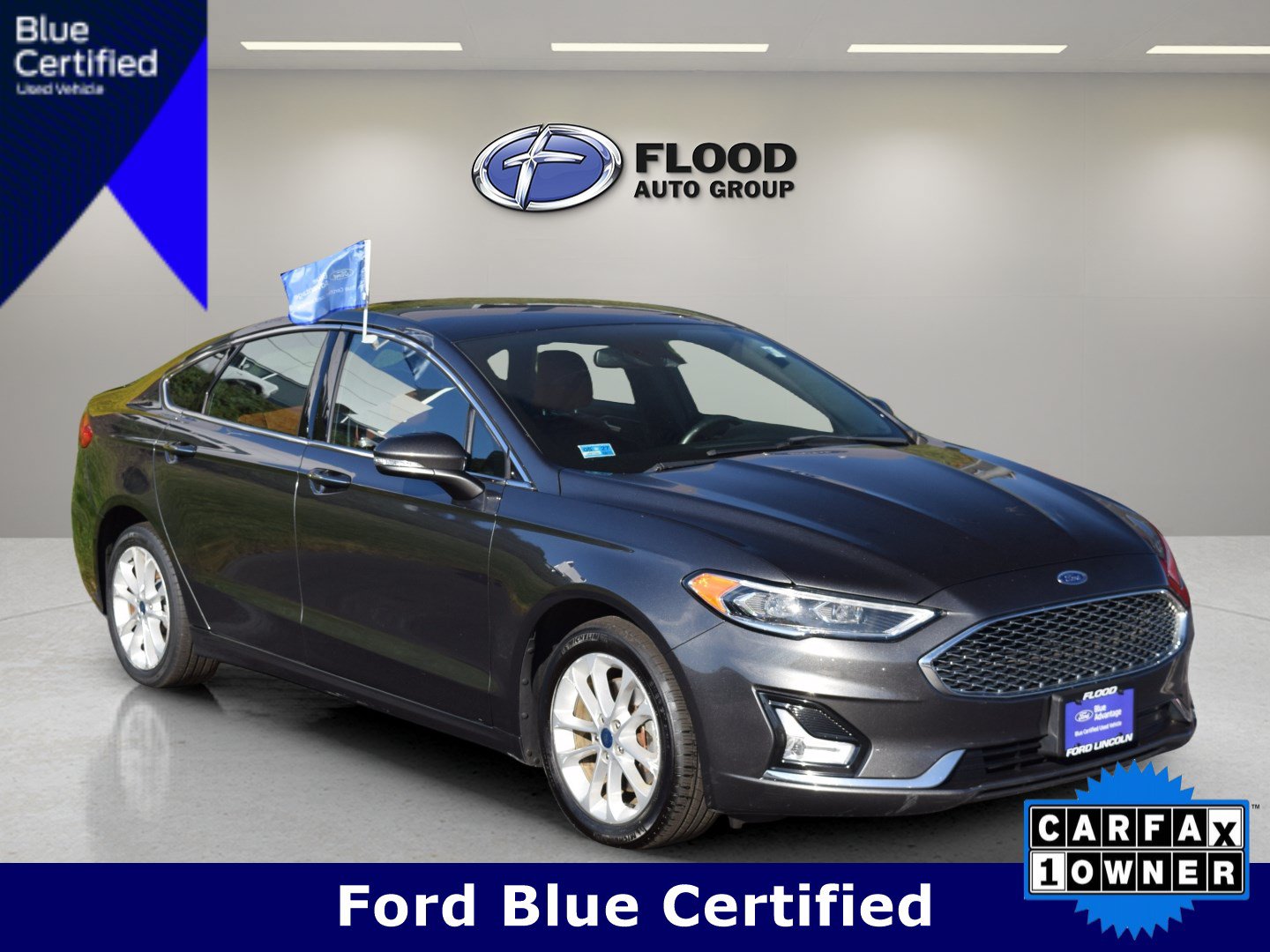 Used 2019 Ford Fusion Energi Titanium FWD image 1