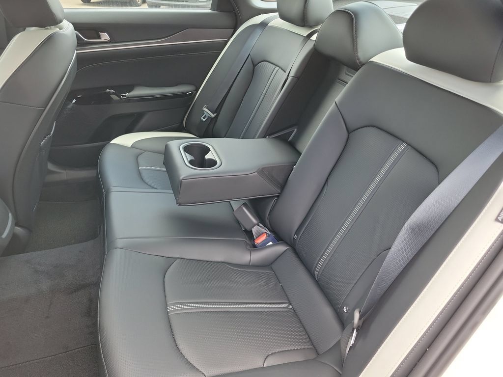 New 2026 Kia K5 GT-Line w/ GT-Line Premium Package AWD/4WD image 15