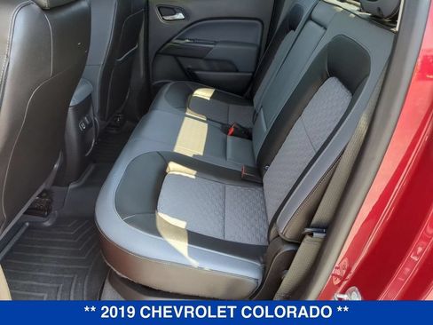 Used 2019 Chevrolet Colorado Z71 AWD/4WD image 19