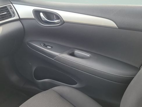 Used 2017 Nissan Sentra S FWD image 14