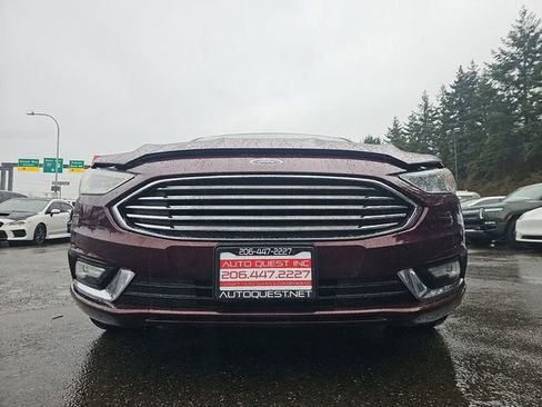 Used 2017 Ford Fusion SE image 22
