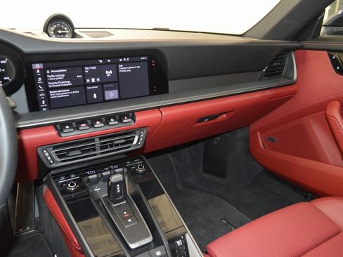 Certified 2021 Porsche 911 Carrera image 25