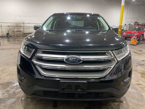 Used 2018 Ford Edge SE image 2