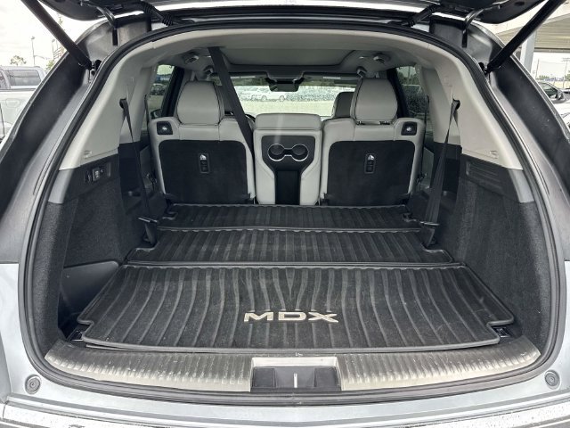 Used 2023 Acura MDX w/ Advance Package AWD/4WD image 13