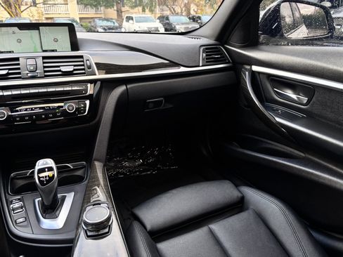Used 2017 BMW 330i Sedan image 14