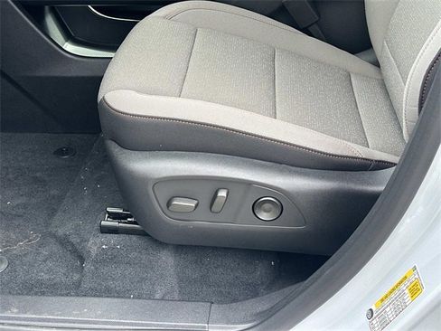 New 2026 Chevrolet Traverse LT w/ Enhanced Driving Package image 10