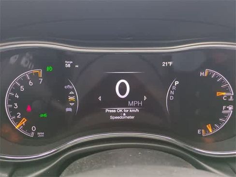 Used 2020 Jeep Grand Cherokee Limited image 35