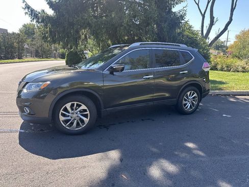 Used 2015 Nissan Rogue SL w/ SL Premium Package AWD/4WD image 4
