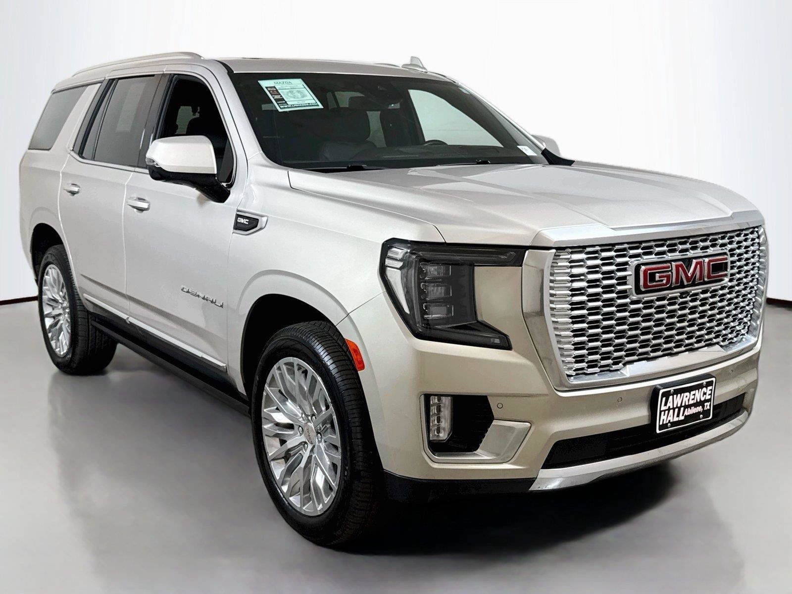 Used 2023 GMC Yukon Denali w/ Max Trailering Package AWD/4WD image 3