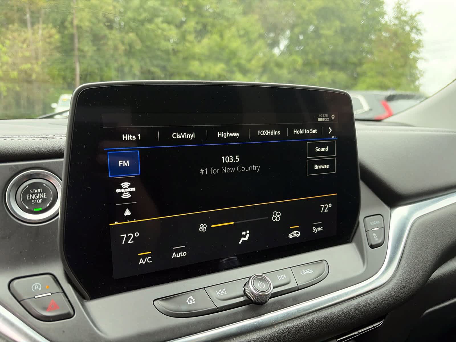 Used 2025 Chevrolet Blazer LT FWD image 18
