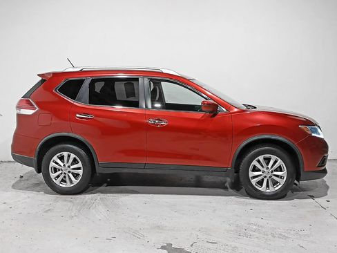Used 2016 Nissan Rogue SV AWD/4WD image 7