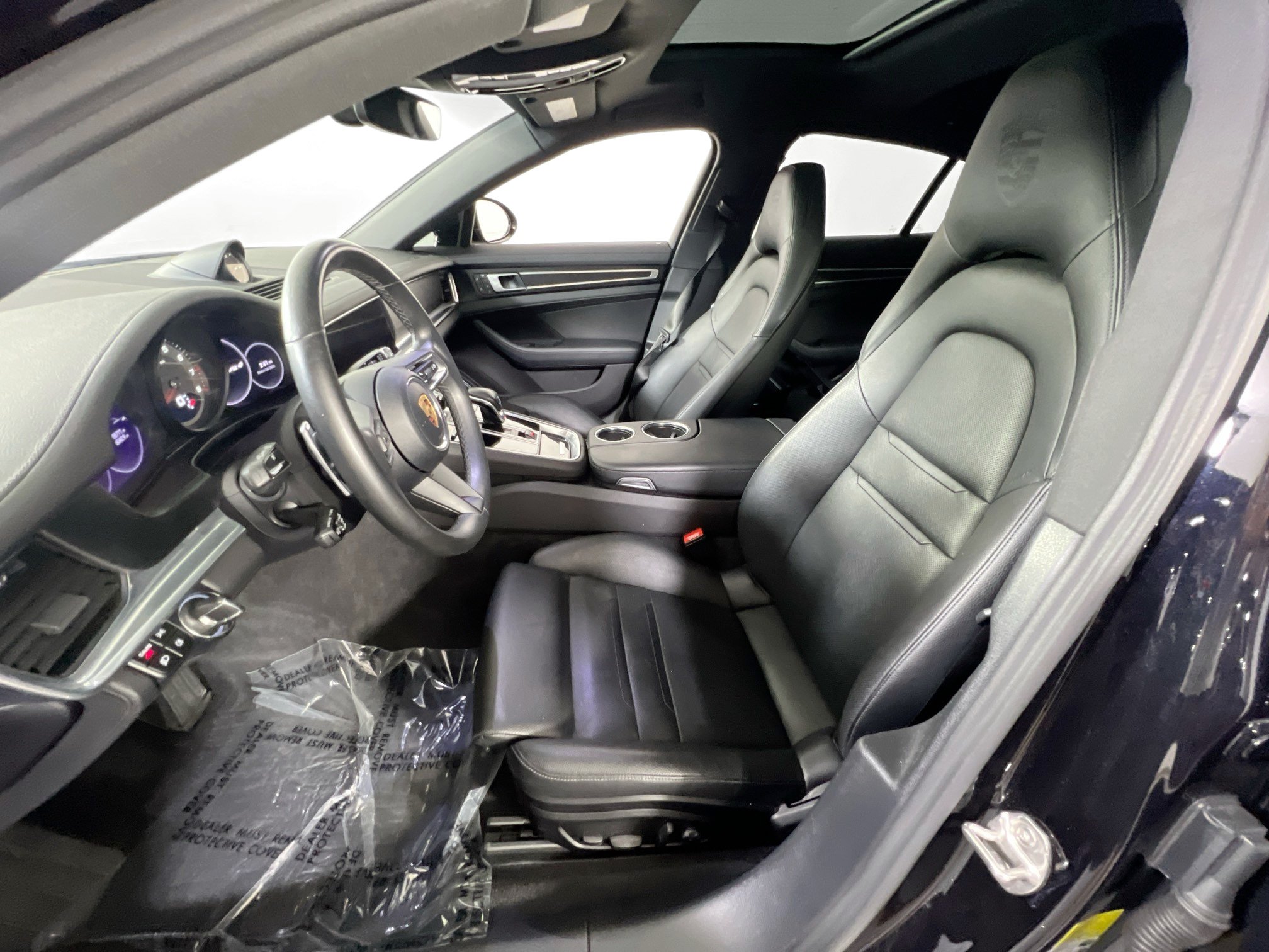 Used 2022 Porsche Panamera 4 Platinum Edition AWD/4WD image 22
